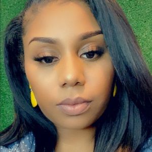 Meet your Posher, Tanika